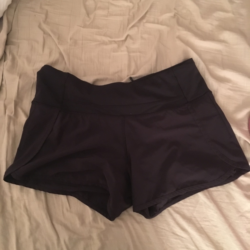 Lululemon Black Run Times Short 4”